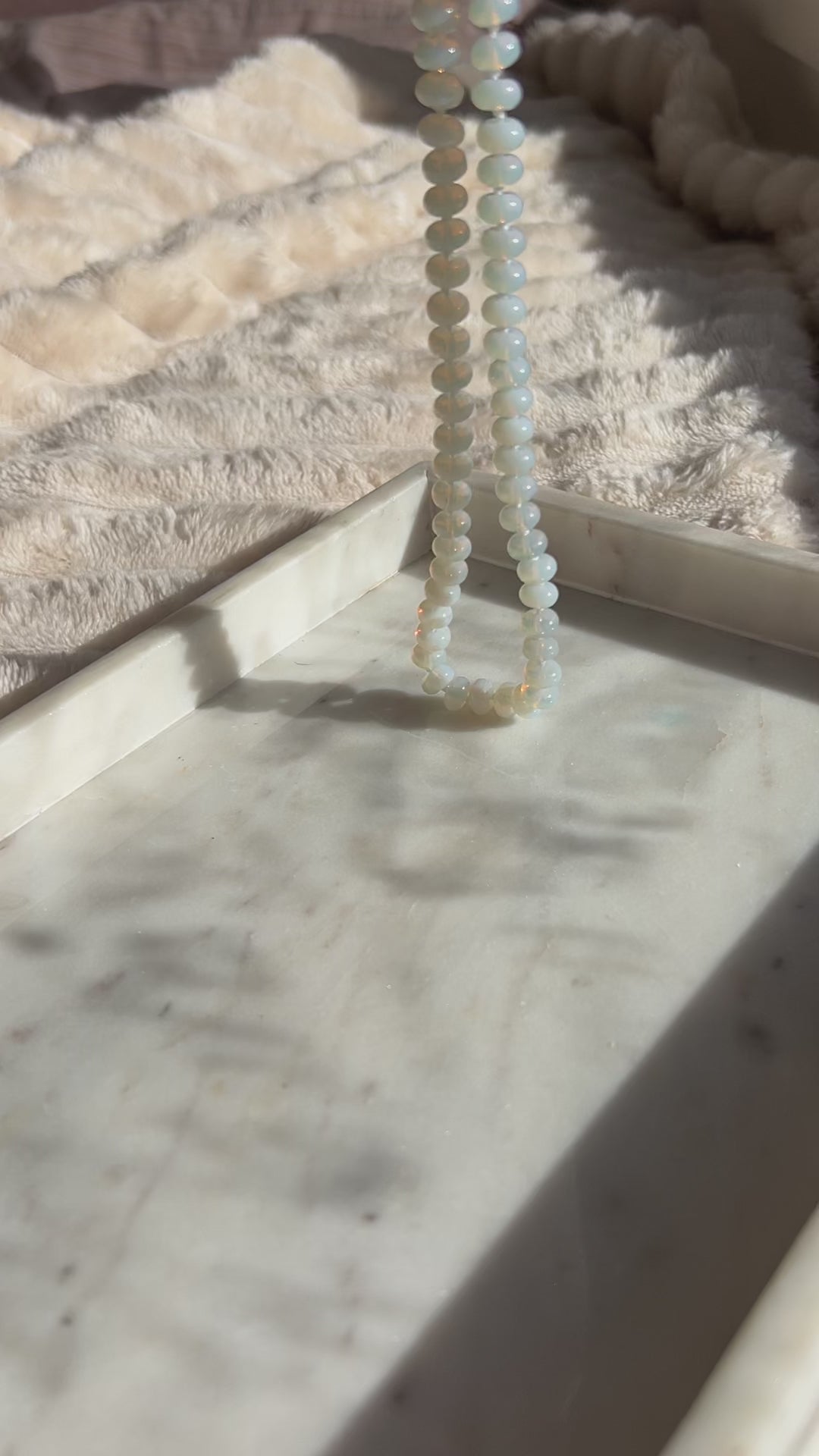 GLOW NECKLACE